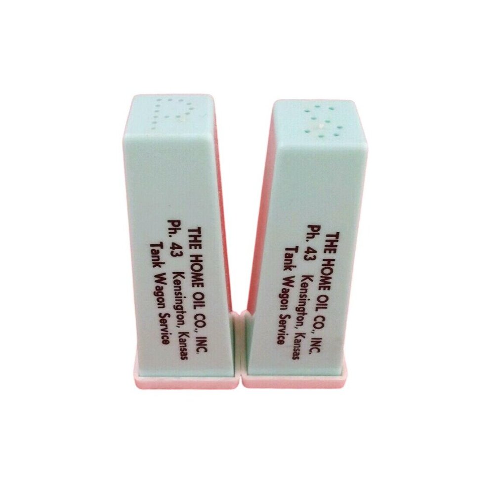 Vintage Plastic Oil Advertising Salt Pepper S & P Shakers Aqua Turquoise Blue 3"